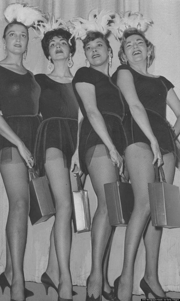 Закулисье танцовщиц 50-х годов. США (25 фото)