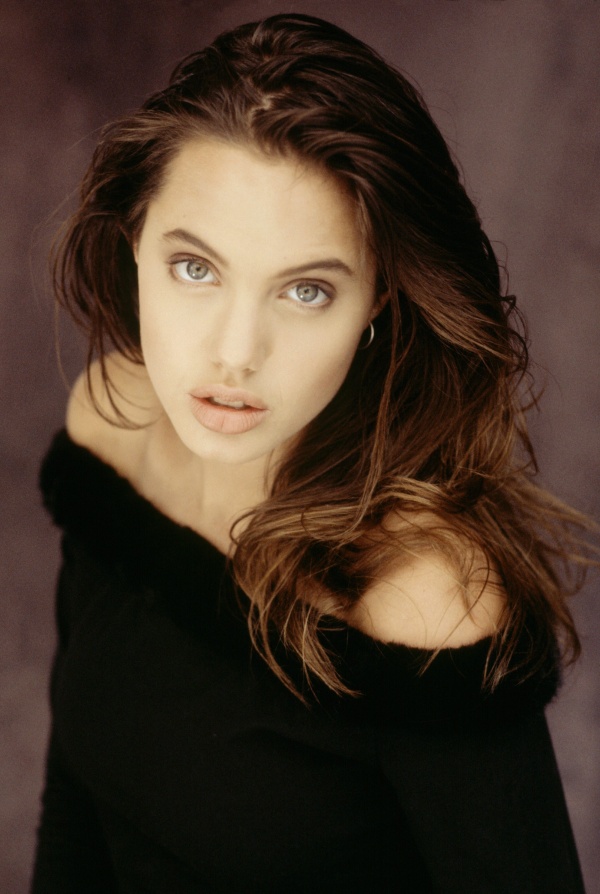 Angelina Jolie (50 фото)